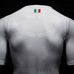 Retro seconda maglia Italia 2016-2017 Puma