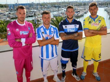 I kit del Pescara Calcio 2016-17