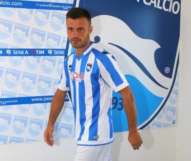 Maglia Pescara 2016-2017 home