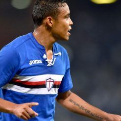 Muriel con la casacca della Sampdoria per i 70 anni