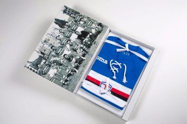 Interno confezione speciale maglia Sampdoria 70° anniversario