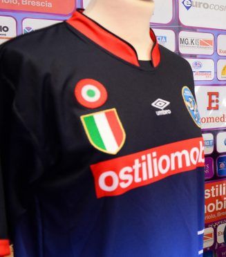 Dettaglio terza maglia Brescia Femminile blu notte 2016-17
