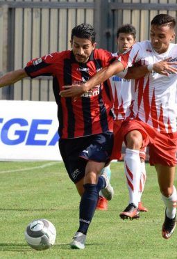 Gubbio divisa casalinga rossoblù 2016-17