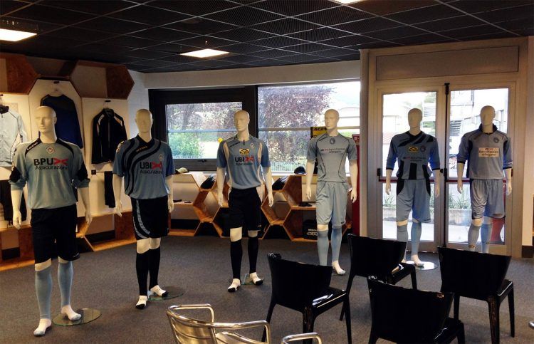 Le maglie dell'Albinoleffe disegnate da Acerbis