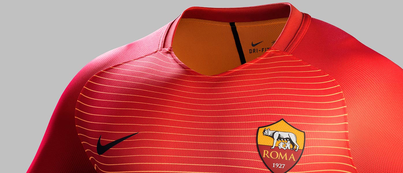 Presentazione terza maglia AS Roma 2016-17