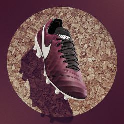 Il sughero sullo sfondo delle scarpe di Andrea Pirlo