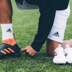 adidas-glitch-indossata