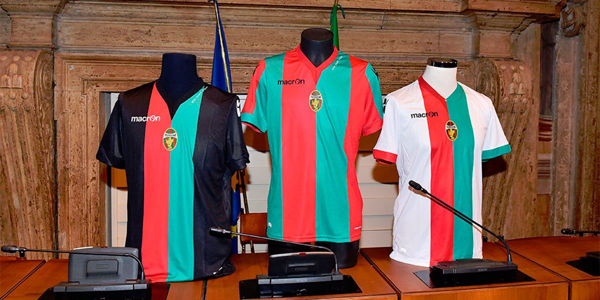Maglie Ternana 2016-2017 Macron