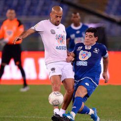 Scontro Maradona-Veron - Partita per la Pace 2016