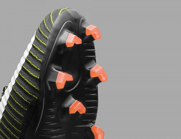 dark_lightning_mercurial_superfly_fg_07_08_63884