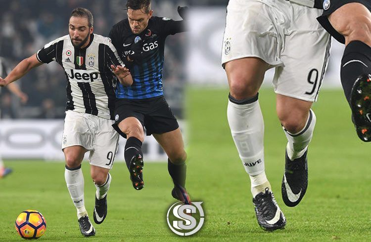 Gonzalo Higuain (Juventus) - Nike HyperVenom Phinish