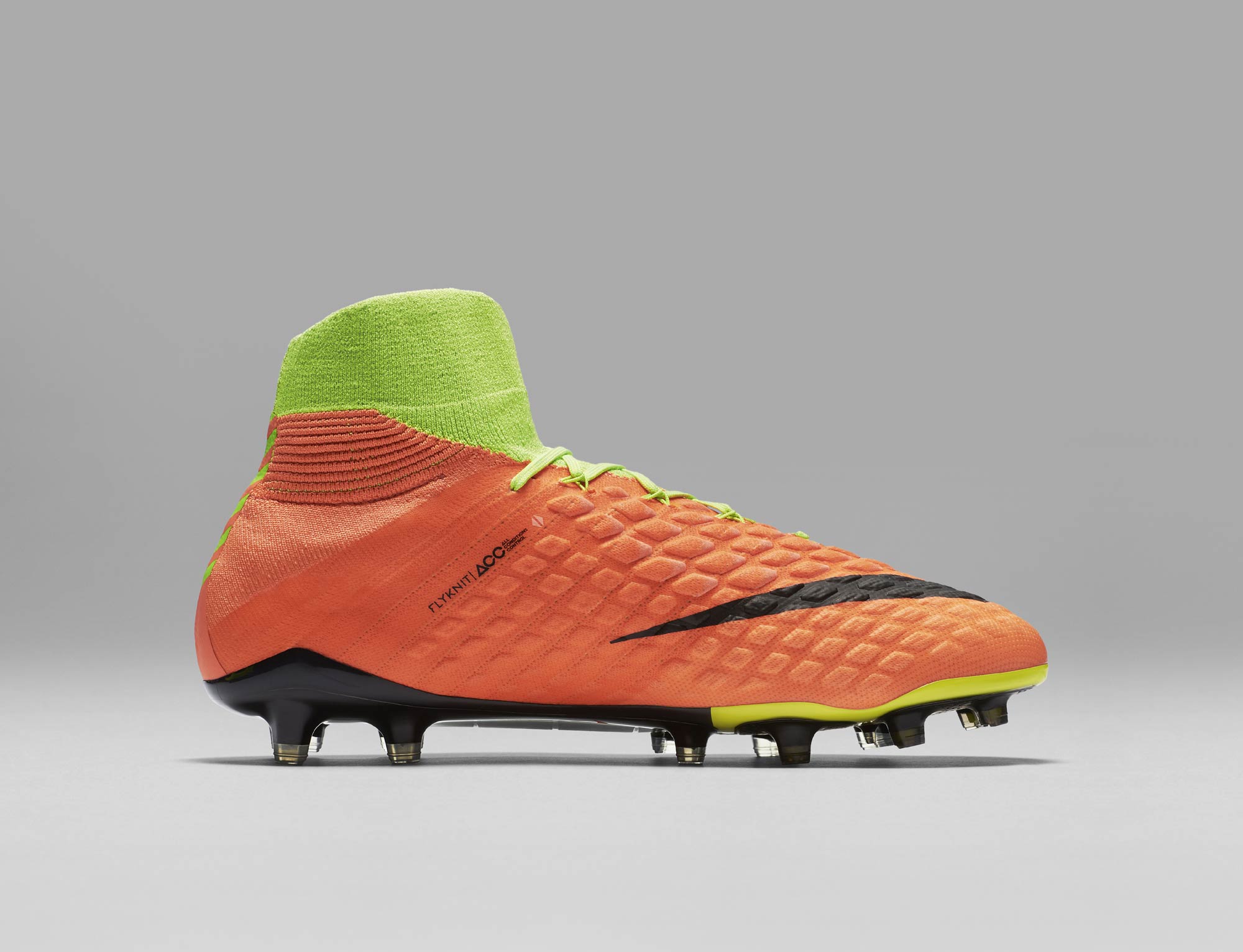 nike hypervenom phantom 3 flyknit