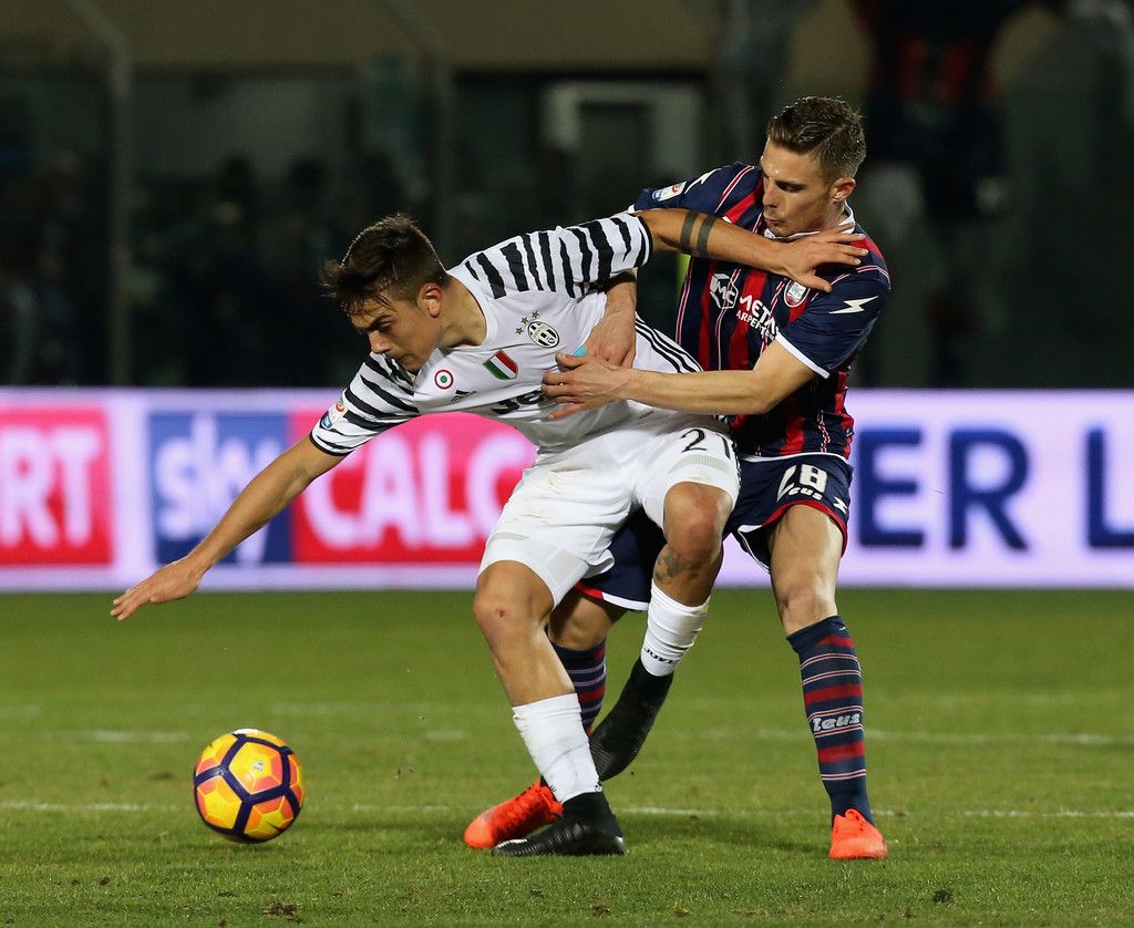 scarpe da calcio nere dybala