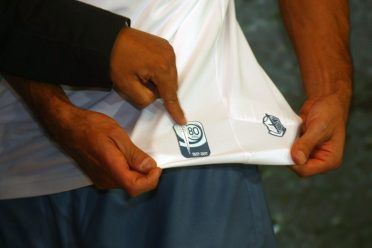 Bollo celebrativo 80 anni Universidad Catolica