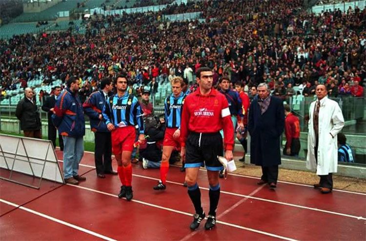 Roma e Inter con le maglie invertite, stagione 1994-1995 vintage
