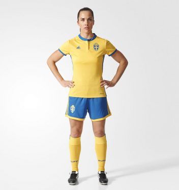 Kit Svezia femminile 2017 home