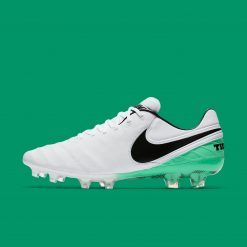 Tiempo Legend 6 Motion Blur