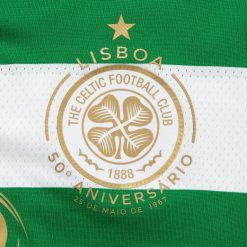 Stemma Celtic dorato 50 anni Lisbona