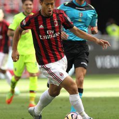 Honda con la nuova divisa del Milan 2017-18