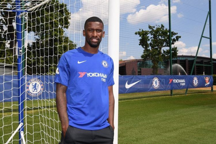 La nuova maglia del Chelsea 2017-2018