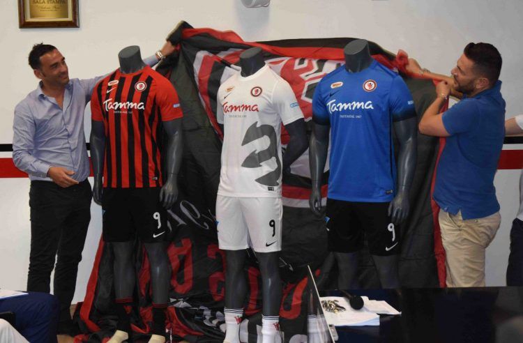 Le divise del Foggia per la Serie B 2017-2018