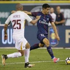 Bruno Peres con la divisa away della Roma