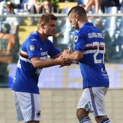 Quagliarella con la nuova maglia della Sampdoria