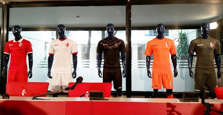 Le nuove maglie del Bari 2017-2018