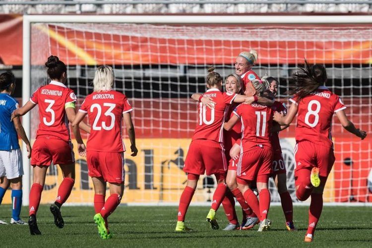 Kit home Russia donne Euro 2017