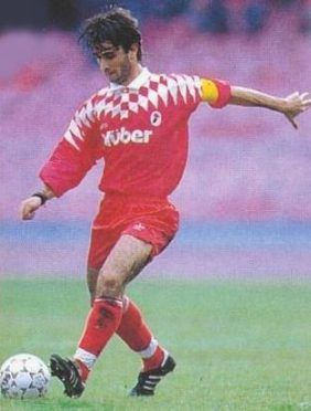 Emiliano Bigica, 1994-1995 Bari maglia rossa