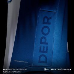 Scritta Depor sul fianco, prima maglia Deportivo La Coruna