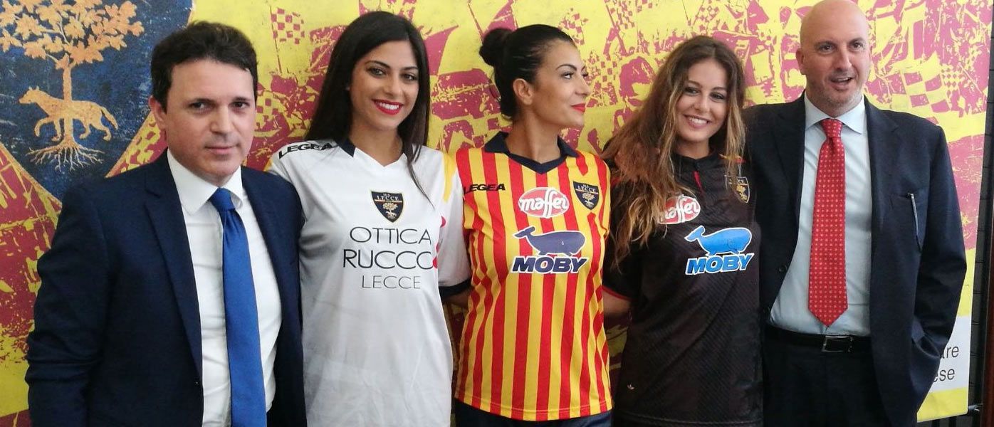 Presentazione maglie Lecce 2017-2018