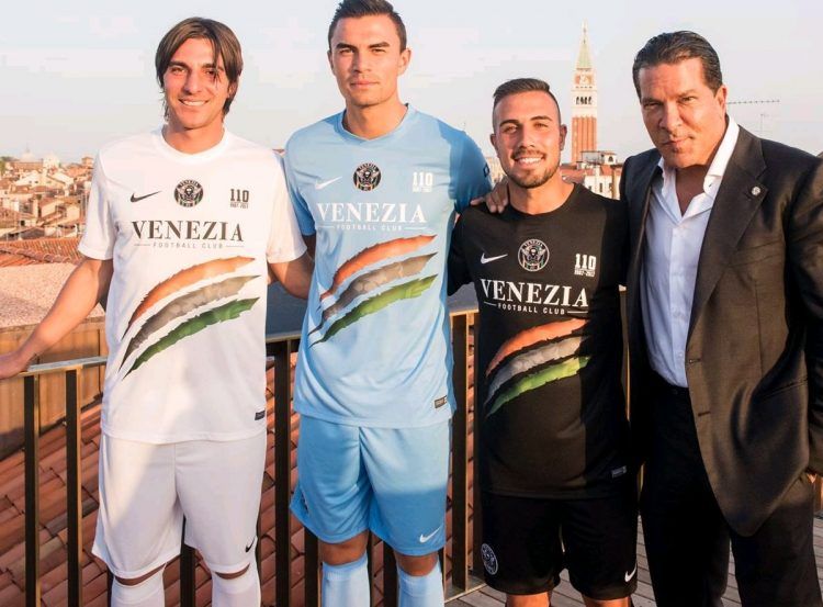 Presentazione maglie Venezia 2017-2018 Serie B