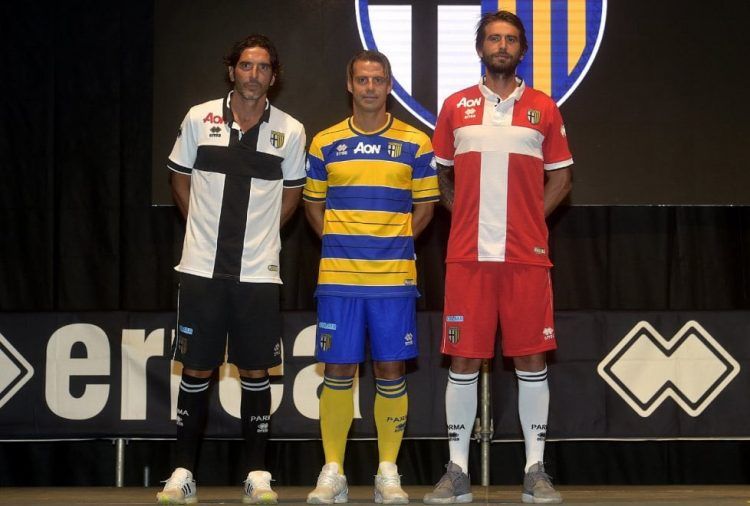 Presentazione maglie Parma 2017-2018 Serie B