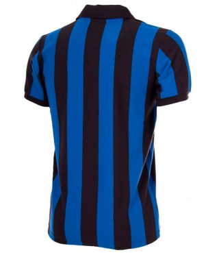 Il retro della prima maglia dell'Inter anni '80