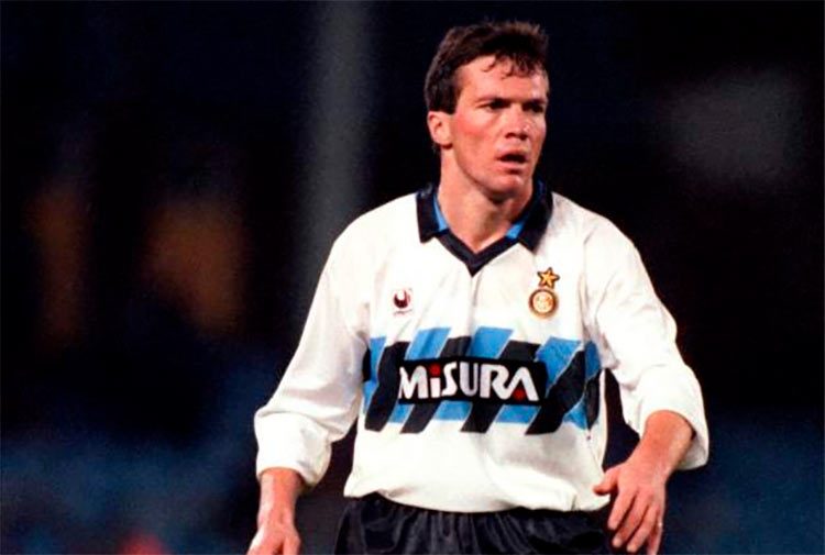 Matthaus con la maglia away dell'Inter dal 1988 al 1991