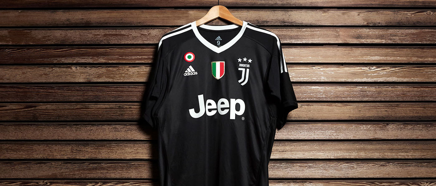 Juventus 2017-2018, Maglia "Black Edition" Gianluigi Buffon, sfondo