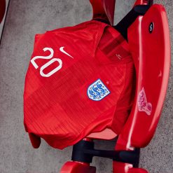 Seconda maglia Inghilterra 2018 rossa