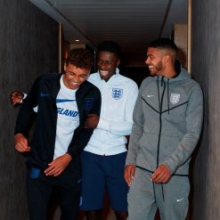Tuta, giacca e t-shirt Nike per l'Inghilterra