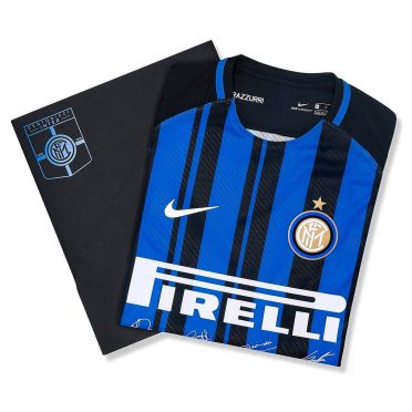 Packaging personalizzato Inter 110 anni