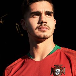 Andrè Silva con la nuova maglia del Portogallo 2018