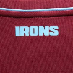 Scritta Irons, maglia West Ham 2018-19