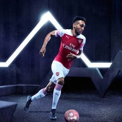 Aubameyang, prima maglia Arsenal Puma