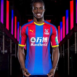 Kit Crystal Palace home 2018-19
