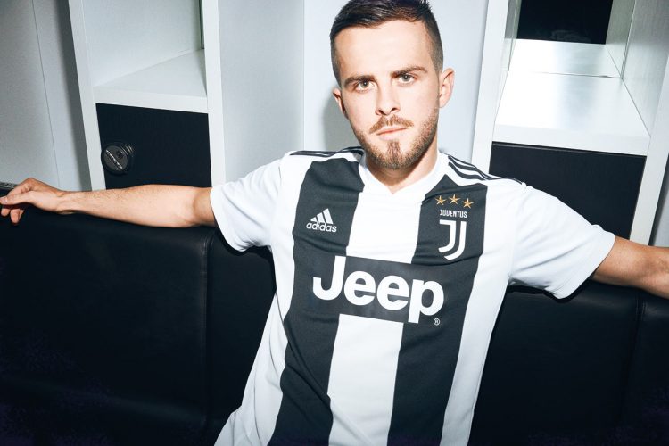 Maglia Juventus 2018-2019, è quella con meno strisce della storia?