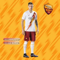 Pellegrini con la divisa away della Roma