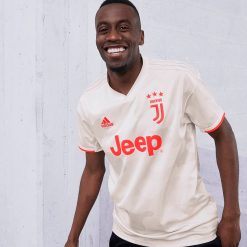 Matuidi con la seconda maglia della Juventus