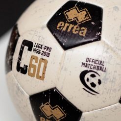 Dettaglio pallone Erreà Serie C
