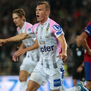 LASK 2019-2020 Home, Domestic Kit