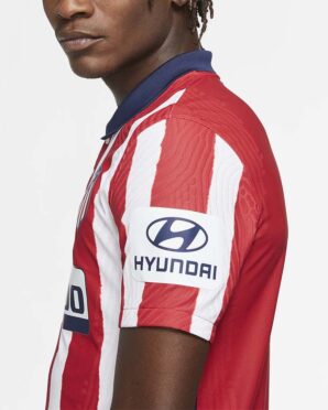 Atletico Madrid home 2020-21 manica